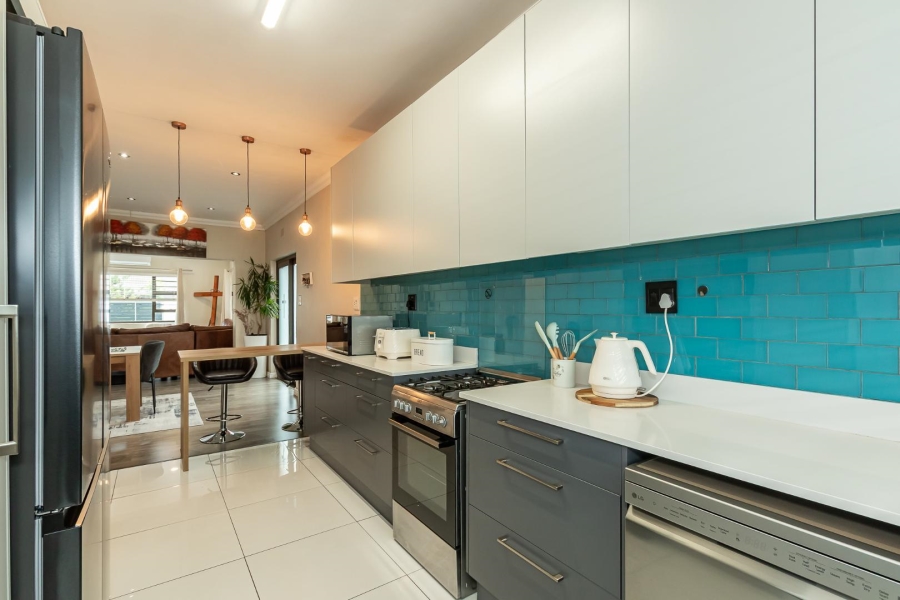 3 Bedroom Property for Sale in Plumstead Western Cape